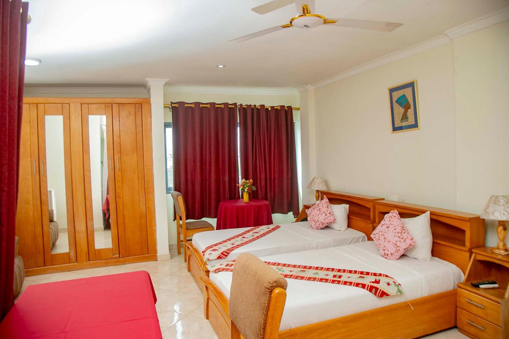 Brookvale Hotel Weija Εξωτερικό φωτογραφία